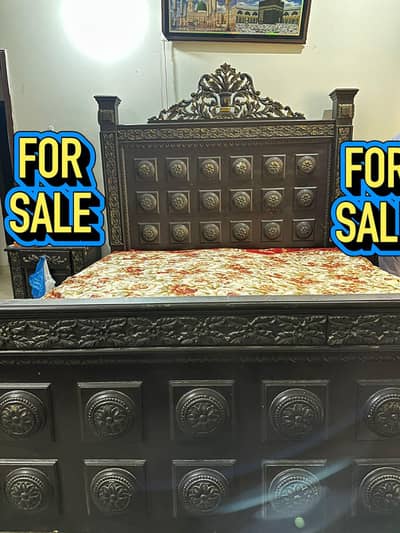Chinioti Bed set with side tables and dressing table