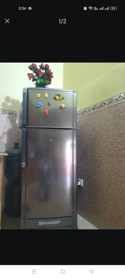 No Frost sharp fridge in excellent condition