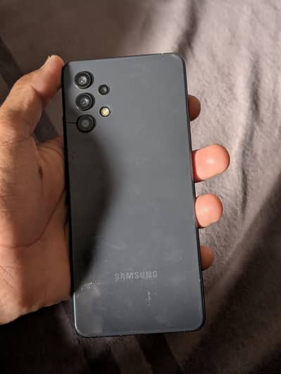 Samsung a32 4/128 in screen finger exchange possible