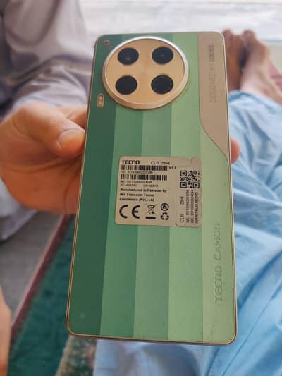 Tecno comon 30
