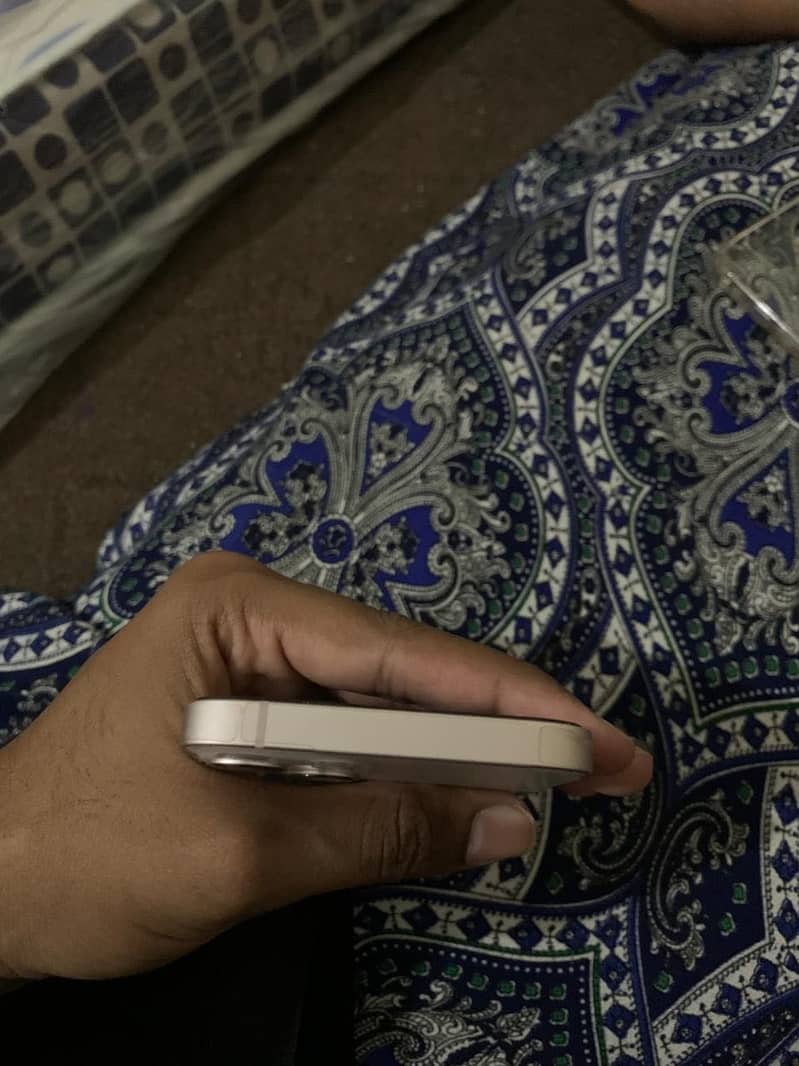 Iphone 13 3