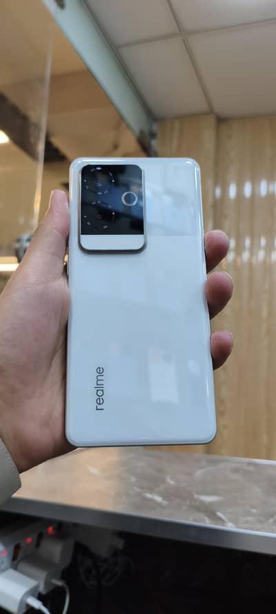 Realme GT 6 16/512 Non Pta