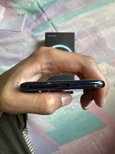VIVO V 50 5G