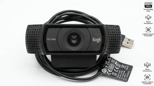 Logitech C920 Pro HD Webcam - Full 1080p Video Calling & Recording