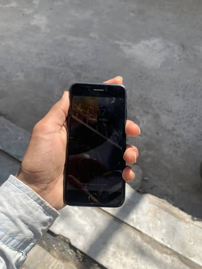 Iphone 7 PTA approved 32gb