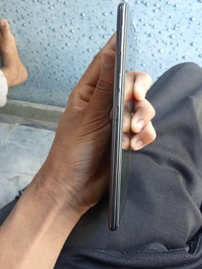 oppo f 17 pro ha box our charger B ha