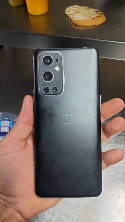 One pls 9pro 12gb 256g