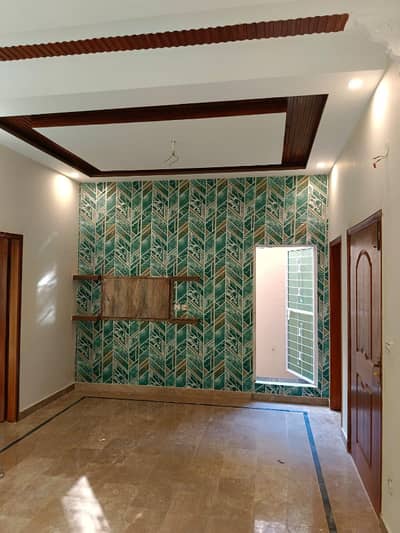 7 MARLA UPPER PORTION AVAILABLE FOR RENT