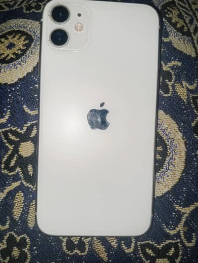 iphone 11 storig 64. battery halat 82
