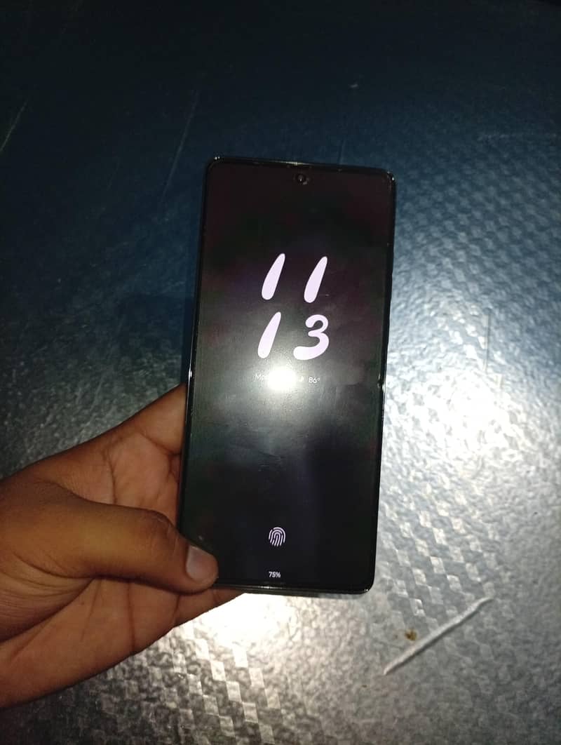 Mobile 3