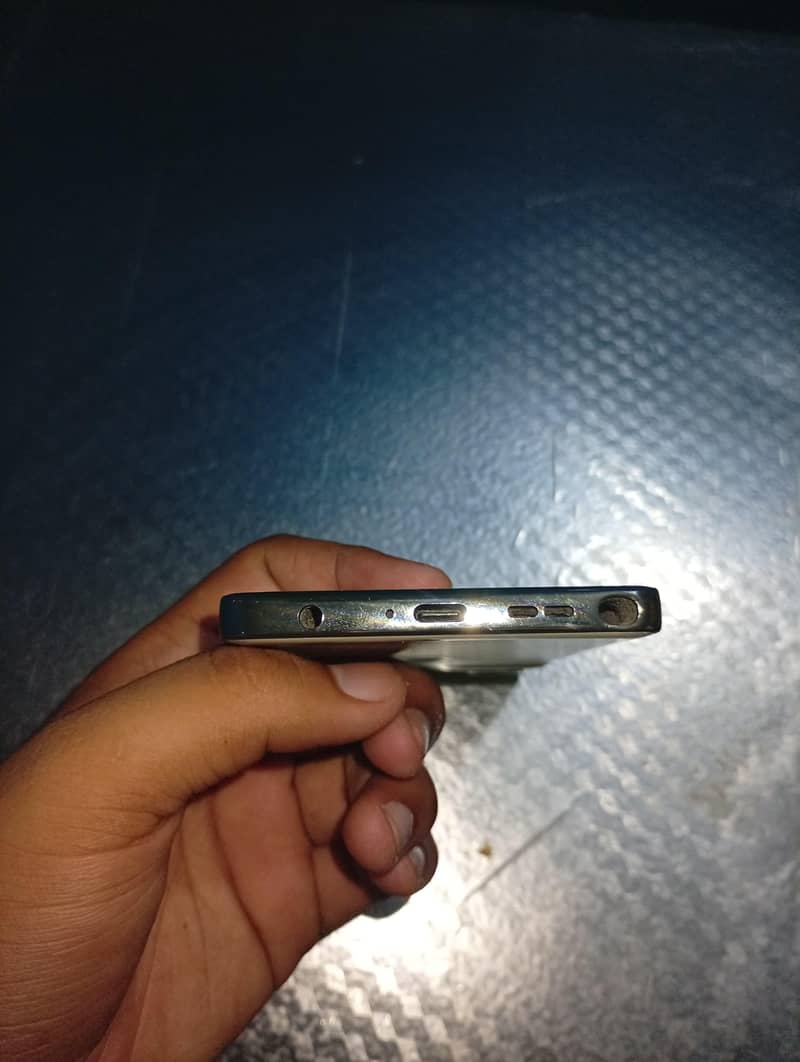 Mobile 4