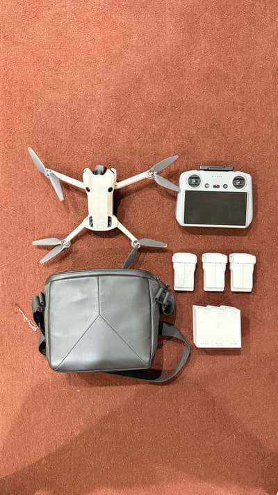 Dji Mini 4 Pro Fly More Combo with Smart Controller