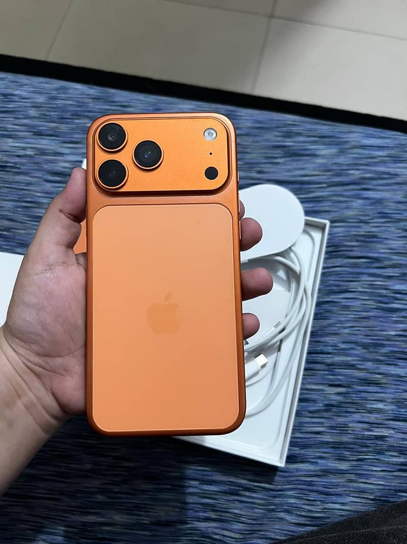 iPhone 17 pro max 3