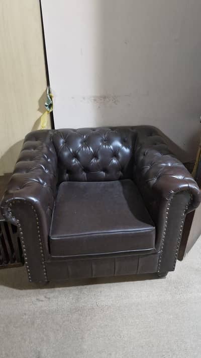 SINGLE SEATER SOFA ARMCHAIR