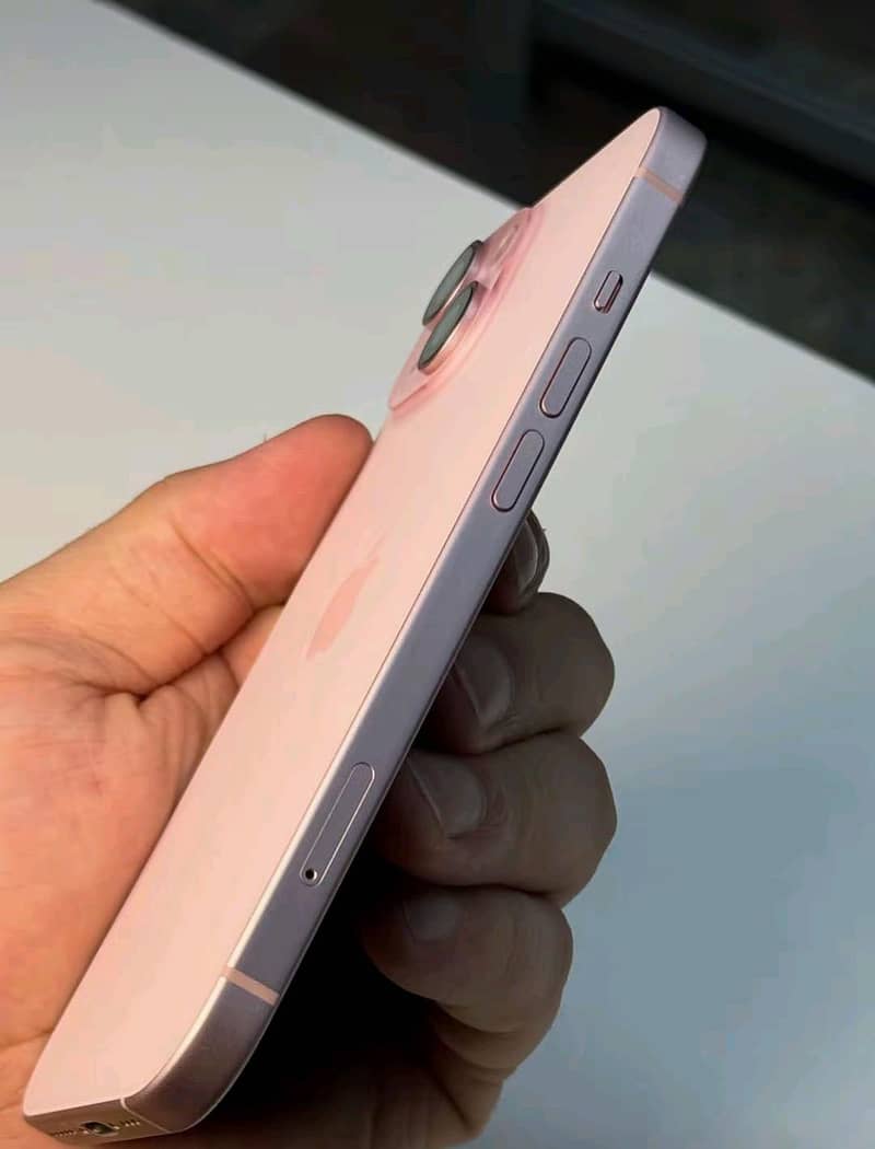 iPhone 15 1