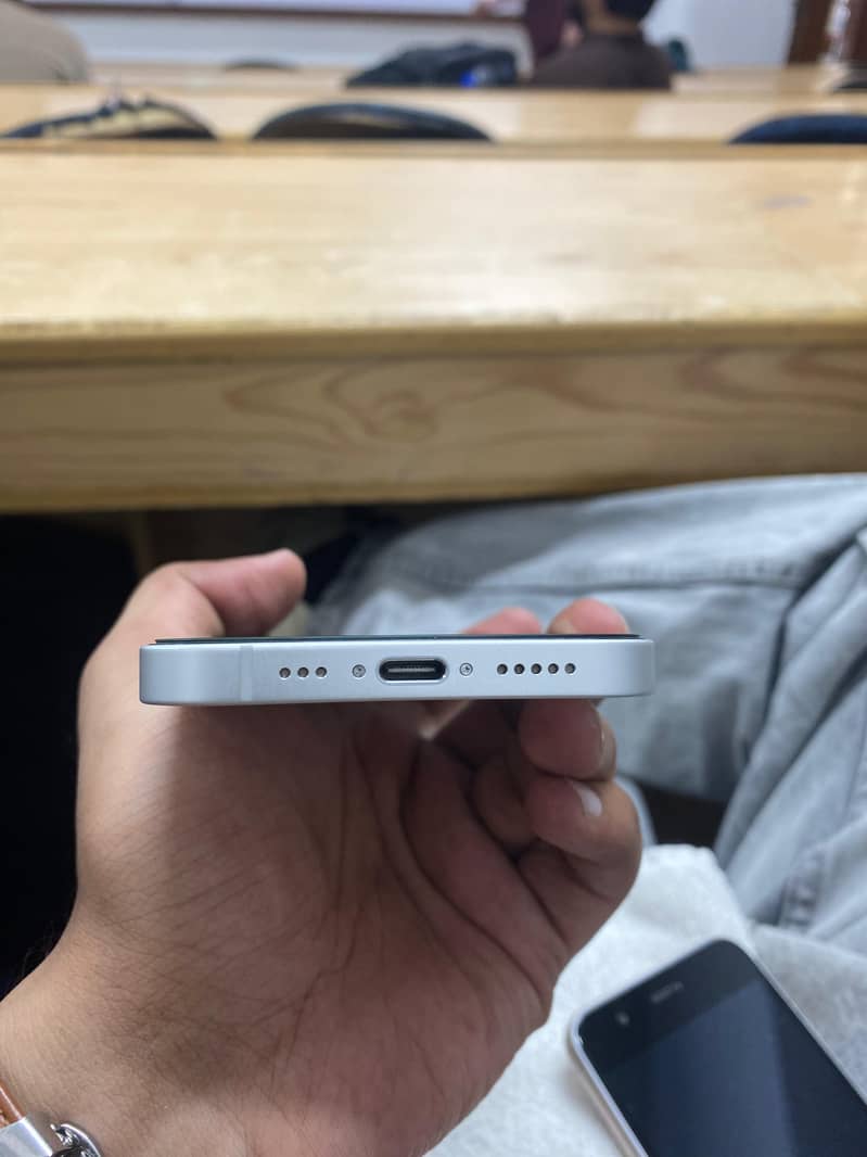 iPhone is 16e jv 2