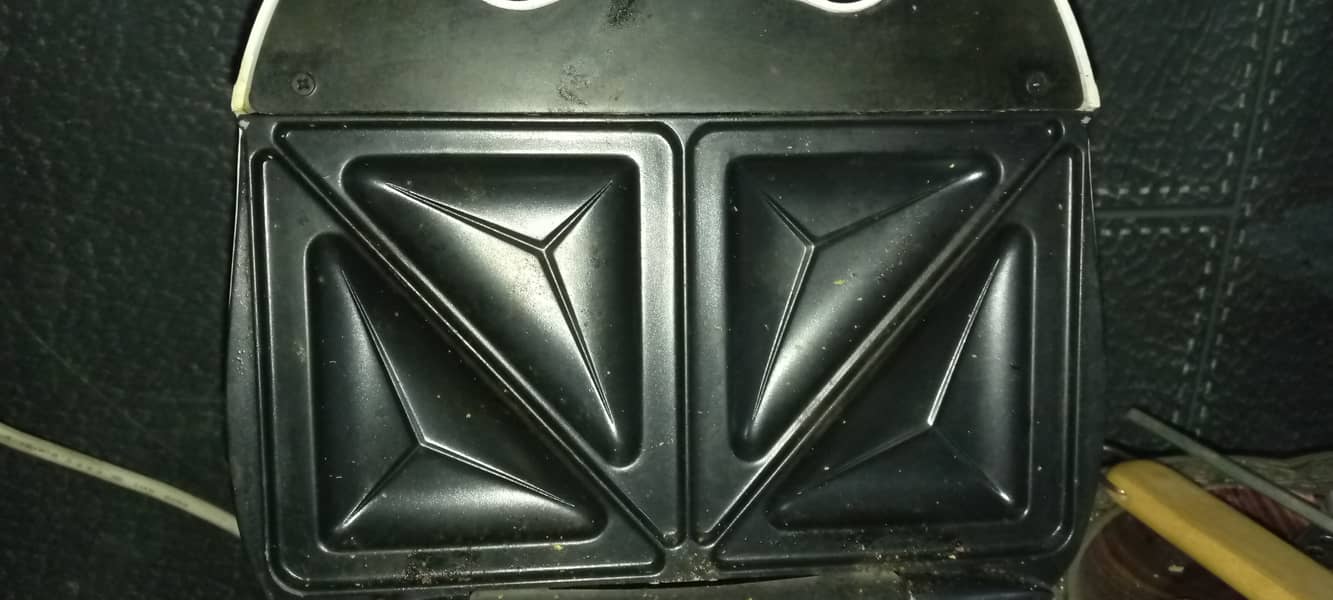 Sandwich maker 1