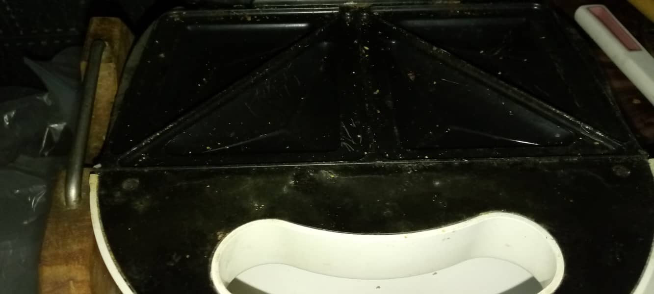 Sandwich maker 2