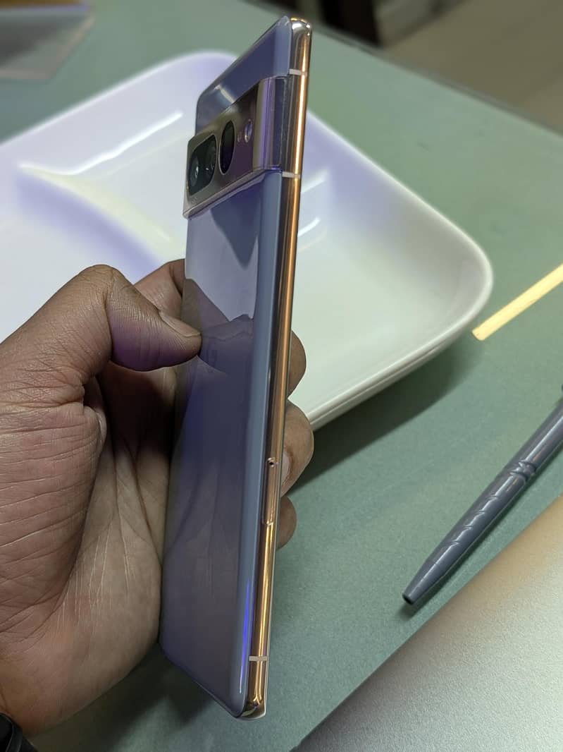 Google Pixel 7 Pro 6