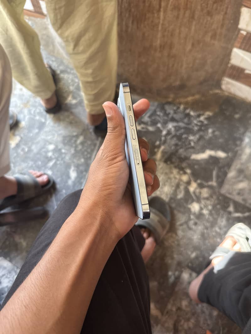 Iphone 13 pro 2