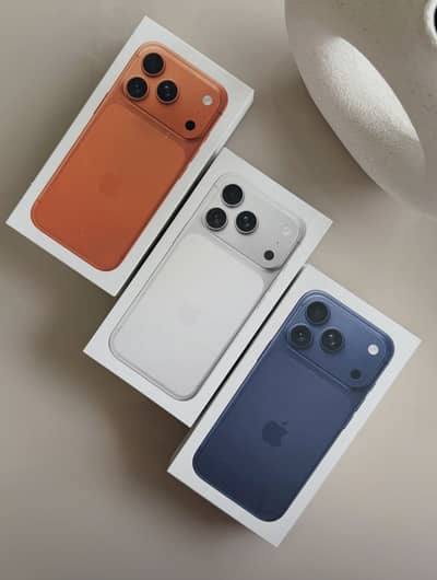 IPHONE 17 PRO SIM LOCKED
