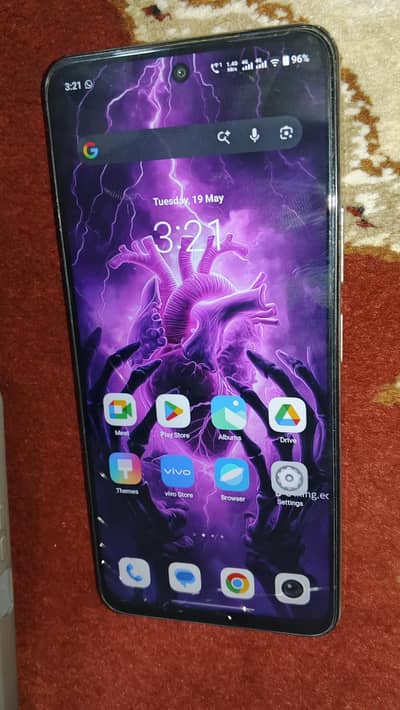 vivo Y29 used like new