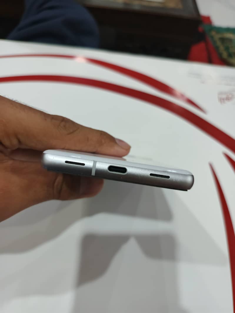 google pixel 7A 3