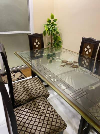 Dinning table