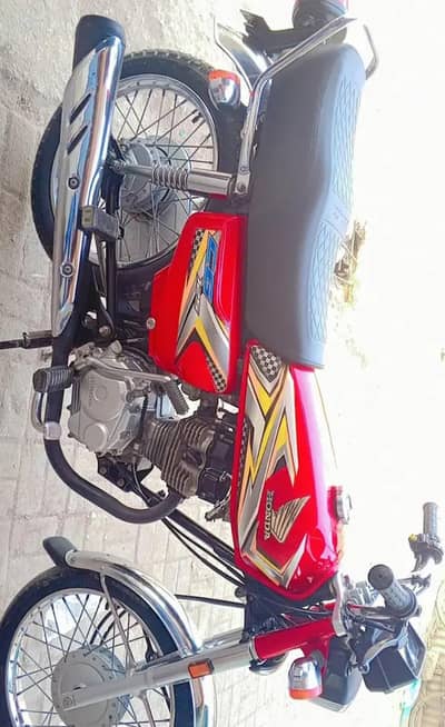 Honda 125. modale 2025  new genuine condition first owner