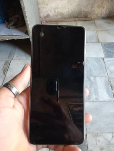 phone ok hain 10/10 complete box