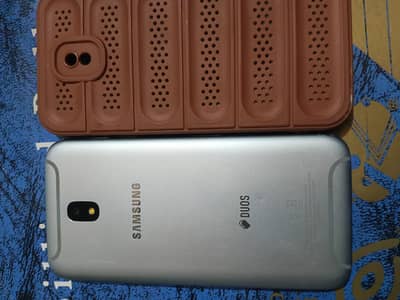 Samsung Galaxy J5 Pro 2GB Ram 32GB ROm Dual sim pTa official approved.