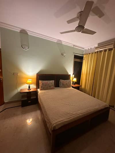 1BED FURNISH APARTMENT AVAILABLE DAILY BASIS FOR RENT IN ISLAMABAD F10