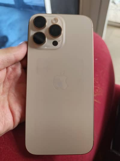 scretchless 100 percent genuine slightly use  as second phone.