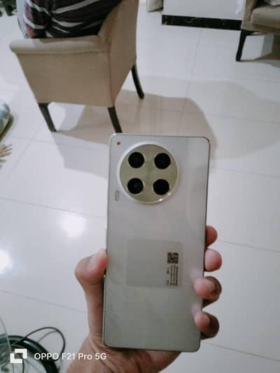 Techno Camon 30 12/256.