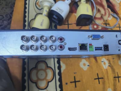 dahua xvr with 3 camra 5mp full hd dvr and cam all ok