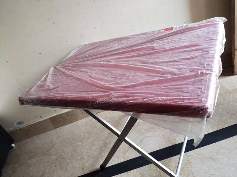 Plastic Dining Table 0