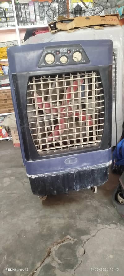 12 Volt DC cooler for seale