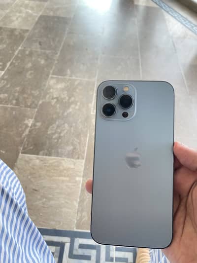 iPhone 13 Pro Max blue