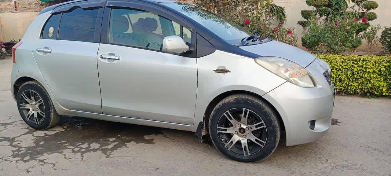 Vitz 2006/2012 6