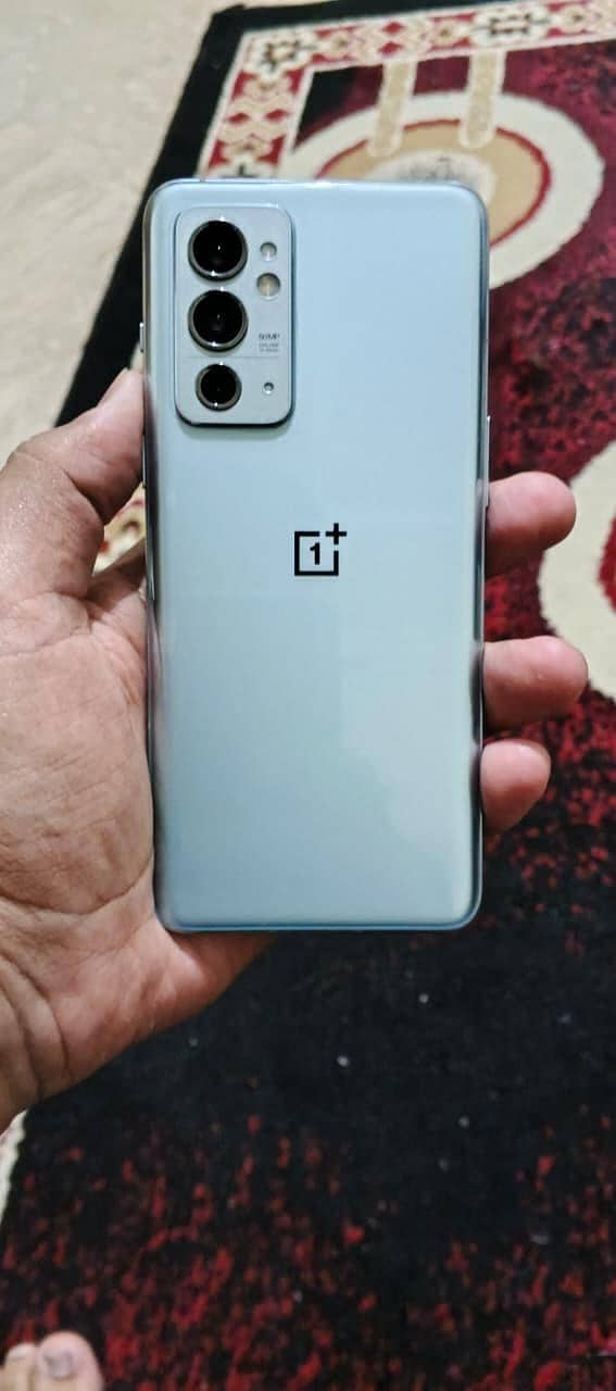 OnePlus 9rt 5g 10/10 condition 0