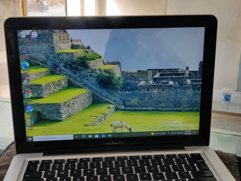 Apple laptops 5