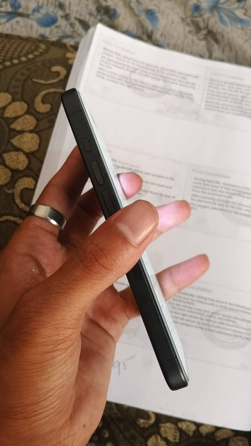iphone 15 pro 3