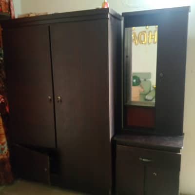 full bad almari dressing table dining table