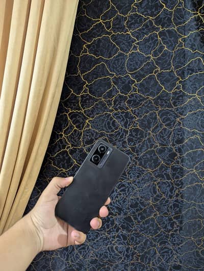 Oppo A77s
