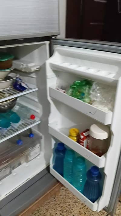 dawlance refrigerator