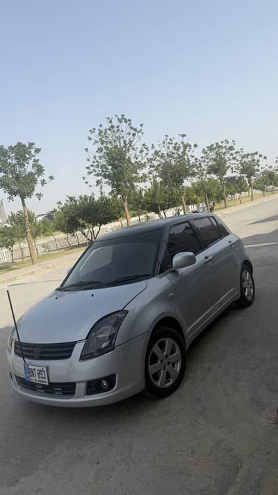 Suzuki swift 2015