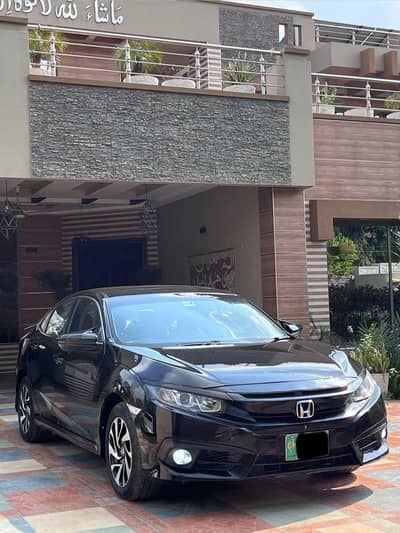 Honda Civic 2017 Model Totally original Condition For sale Urgent