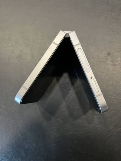 SAMSUNG GALAXY Z FLIP 6 SILVER 8/256