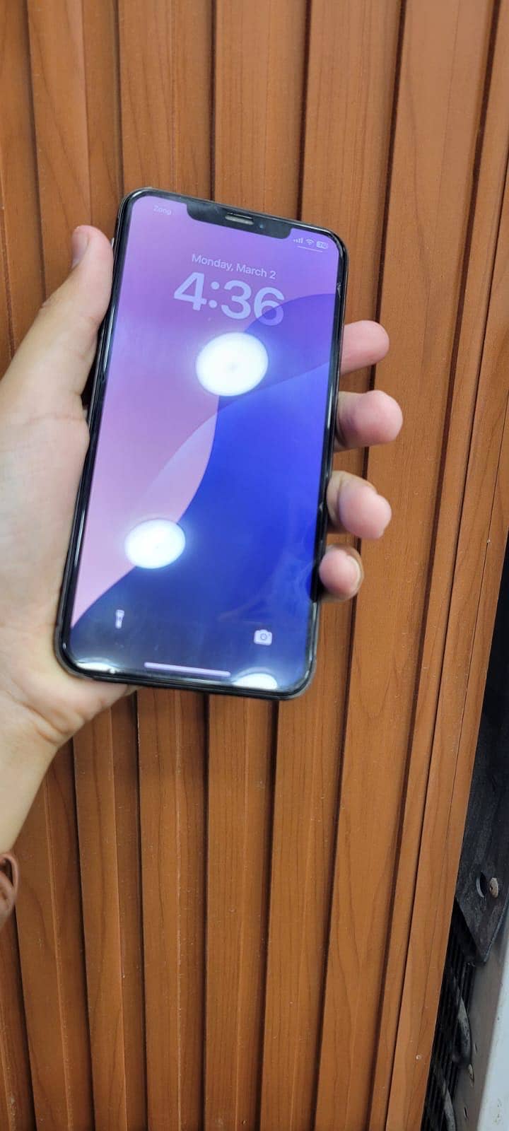 Iphone xs max 0