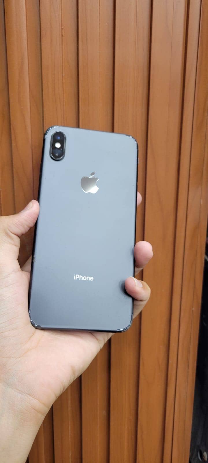 Iphone xs max 4